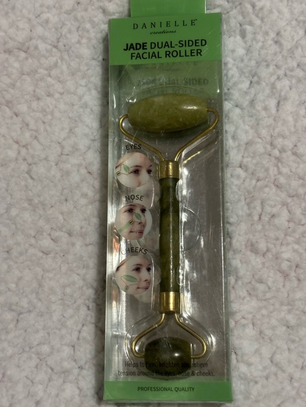 NWT Danielle Creations Jade Dual-Sided Facial Roller - Green